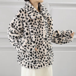 Cappotto in pelliccia sintetica leopardata