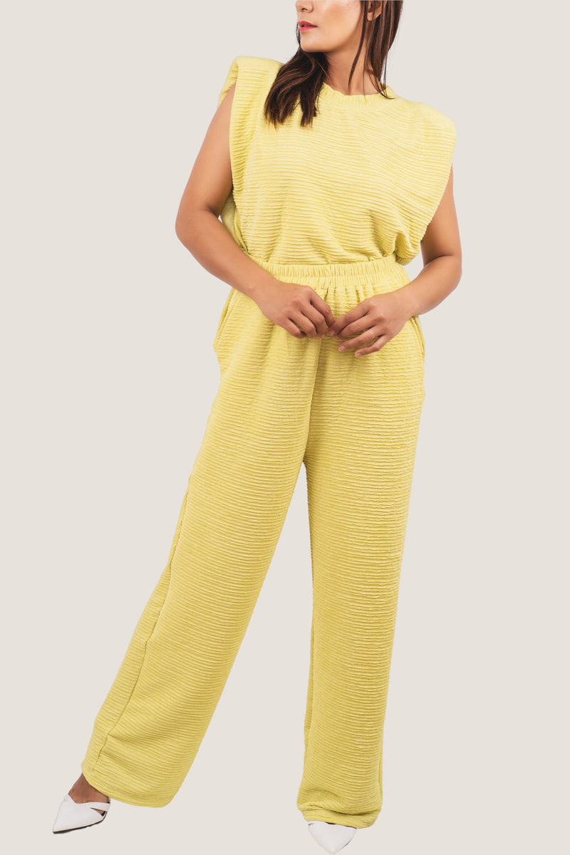 Gelbes Loungewear-Set